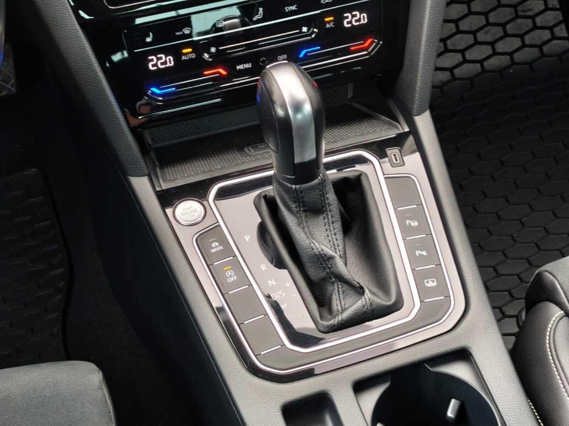 Volkswagen Passat Elegance