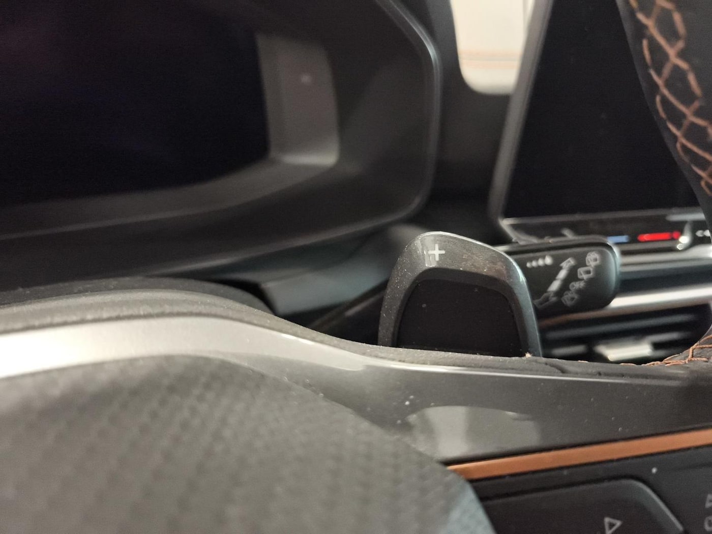 CUPRA Leon Sportstourer 1.5 TSI e-Hybrid VZ DSG 200 kW (272 CV) — photo 10