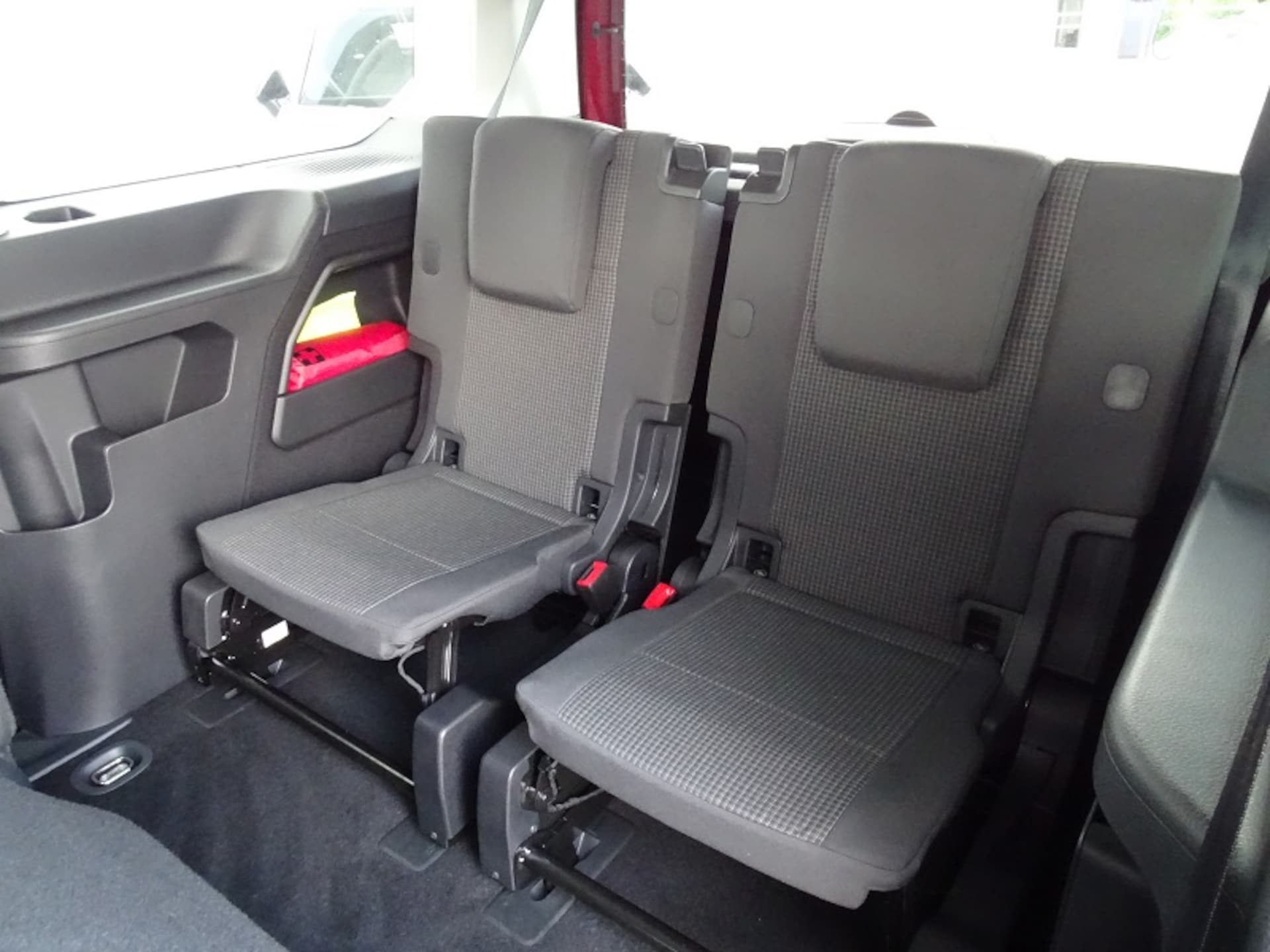 Volkswagen Caddy Maxi Basis-Modell