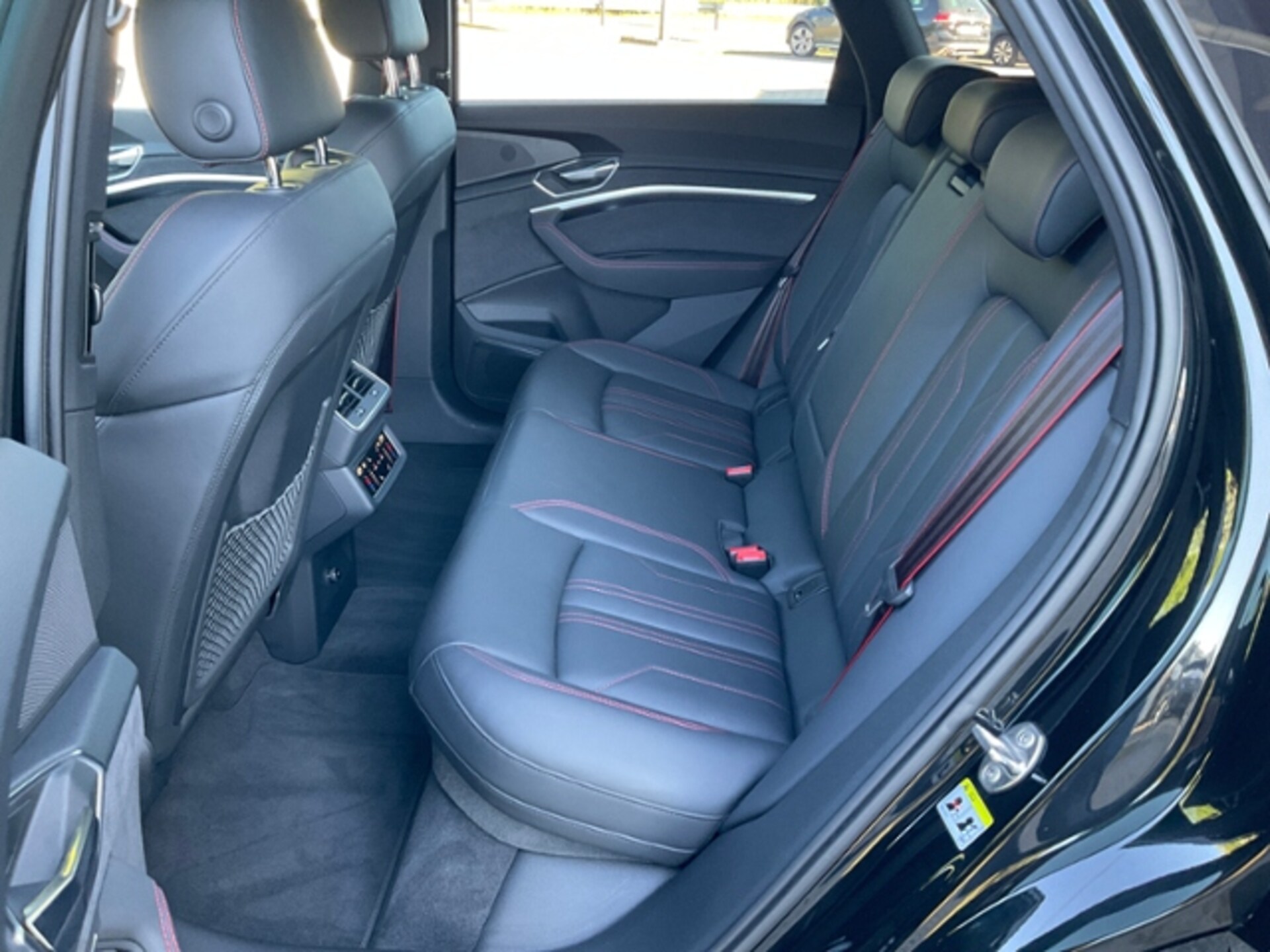 Audi Q8 e-tron S line