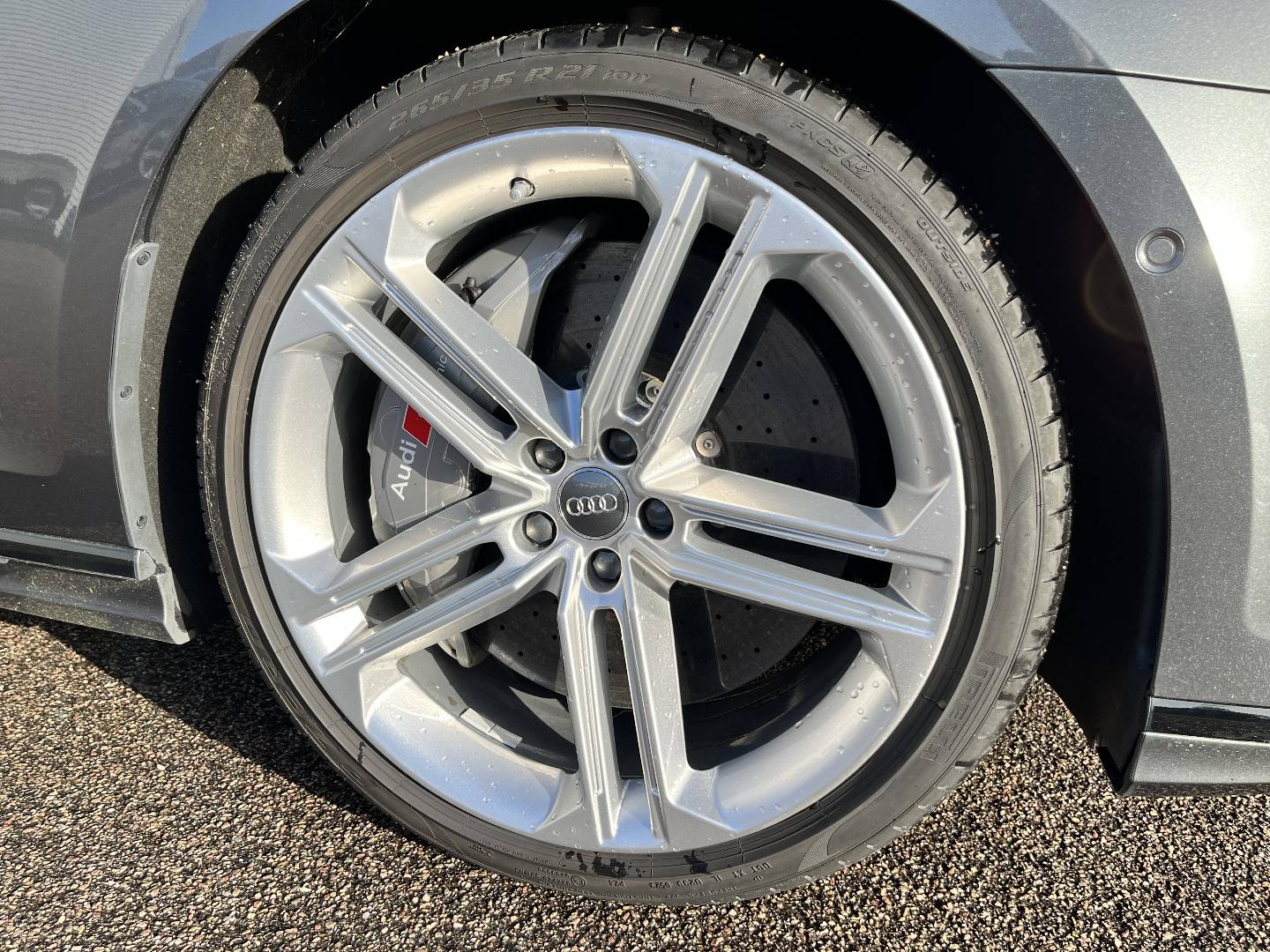 Image about Audi S8 S8 TFSI quattro 420 kW (571 ch) tiptronic