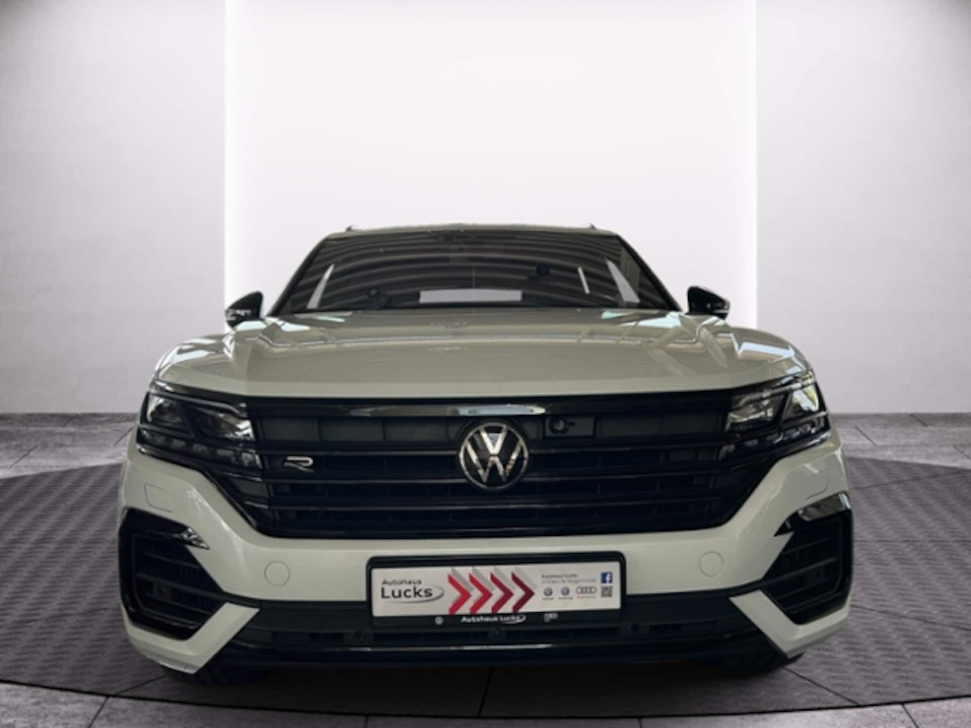 Volkswagen Touareg R