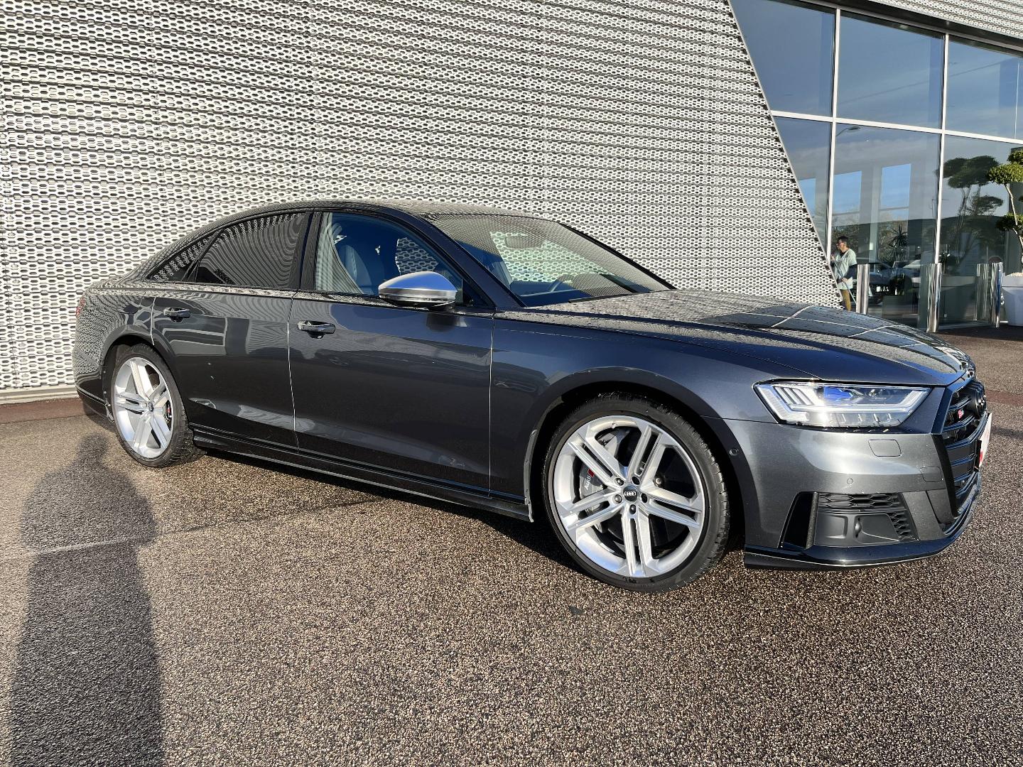 Image about Audi S8 S8 TFSI quattro 420 kW (571 ch) tiptronic