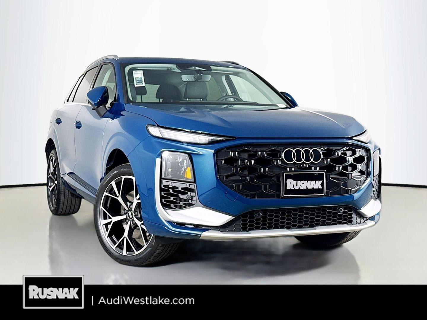 2026 Audi Q3 S line quattro's photo