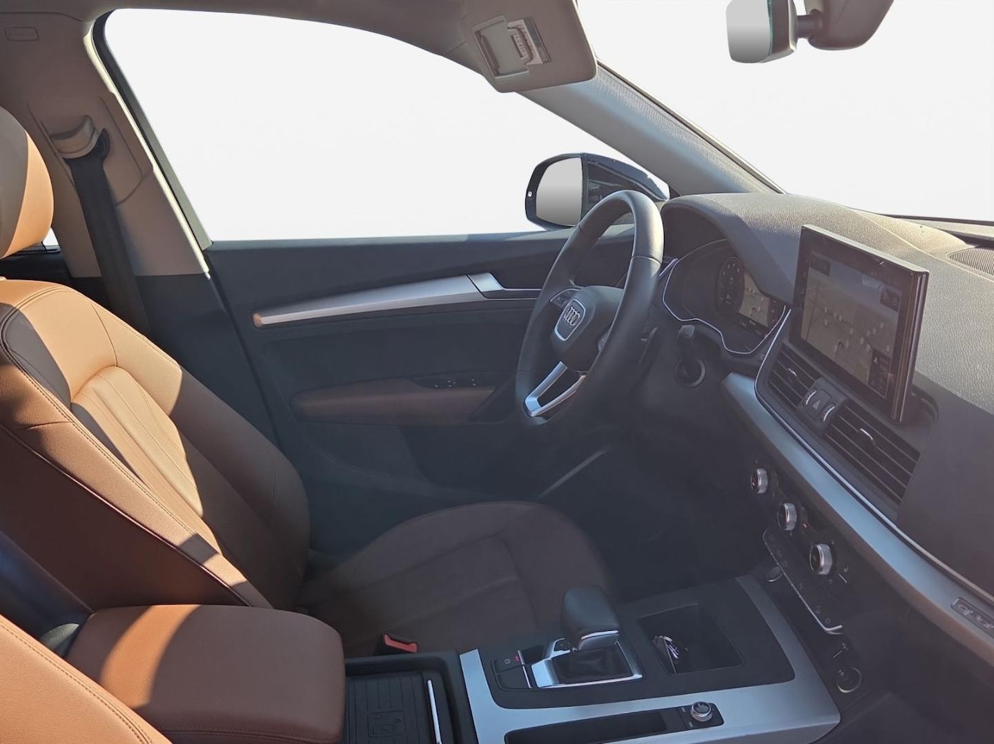 Bild über Audi Q5 Sportback 40 TFSI quattro S tronic - für weitere Informationen kontaktieren Sie den Audi Partner