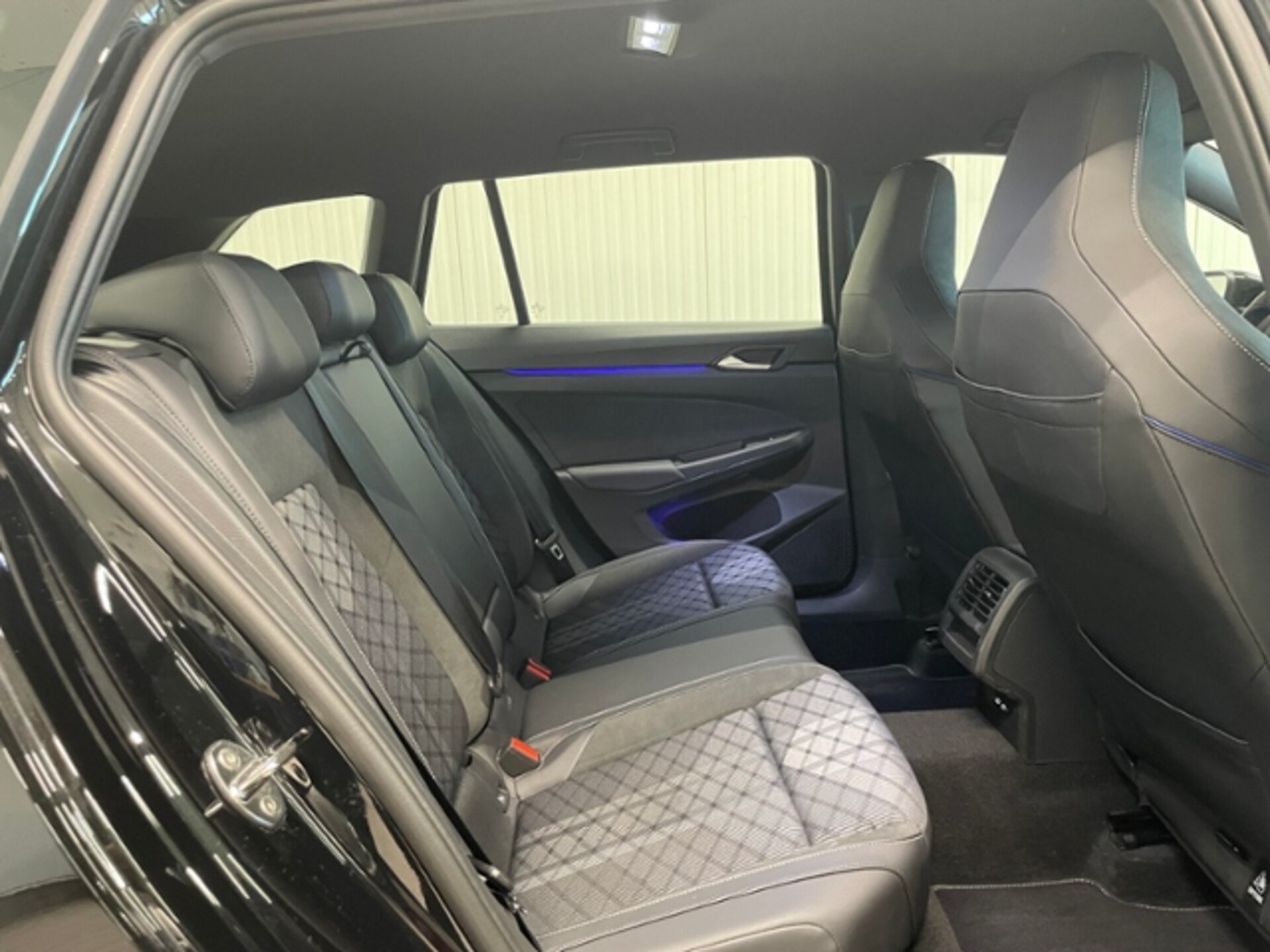 Volkswagen Golf Variant R-Line