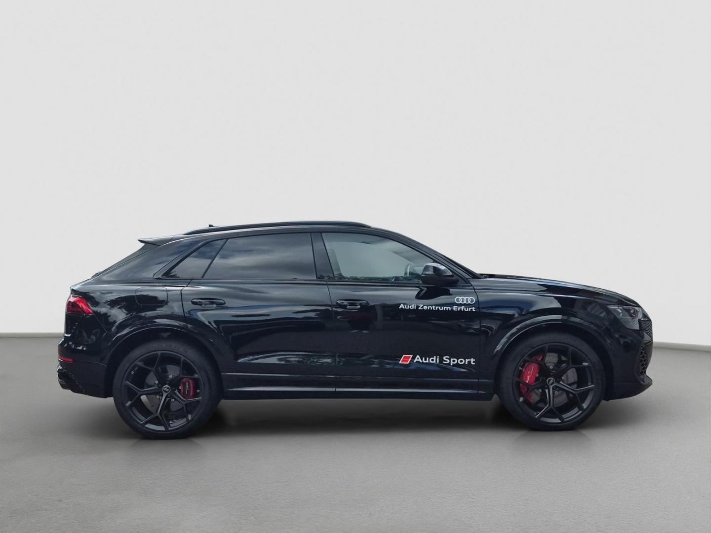Bild über Audi RS Q8 SUV TFSI quattro 471 kW tiptronic - für weitere Informationen kontaktieren Sie den Audi Partner