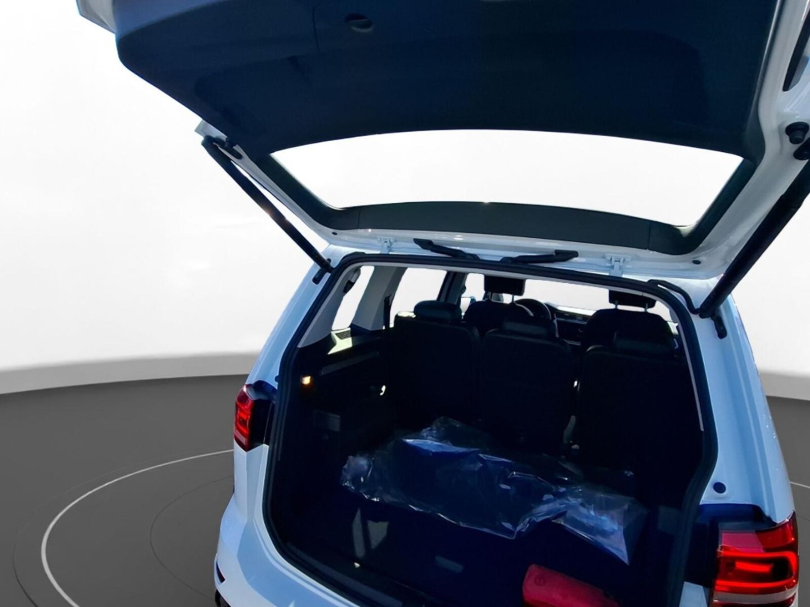 Volkswagen Touran – Bild 7