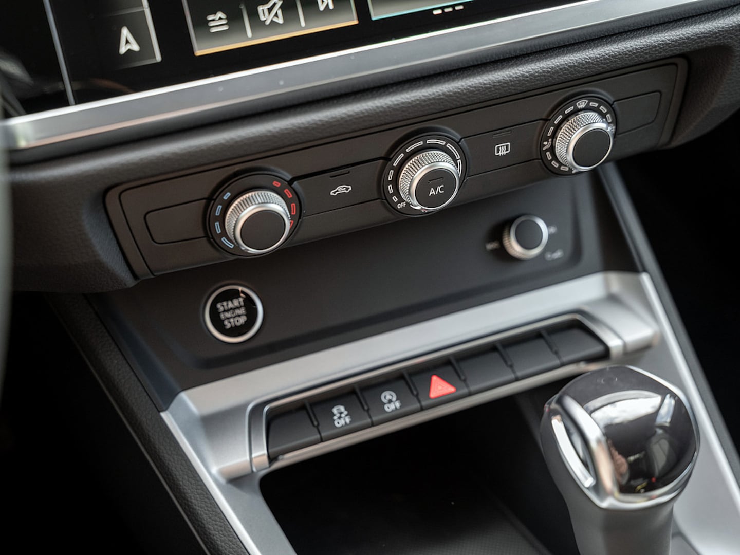 Bild über Audi Q3 S line 35 TFSI S tronic - für weitere Informationen kontaktieren Sie den Audi Partner