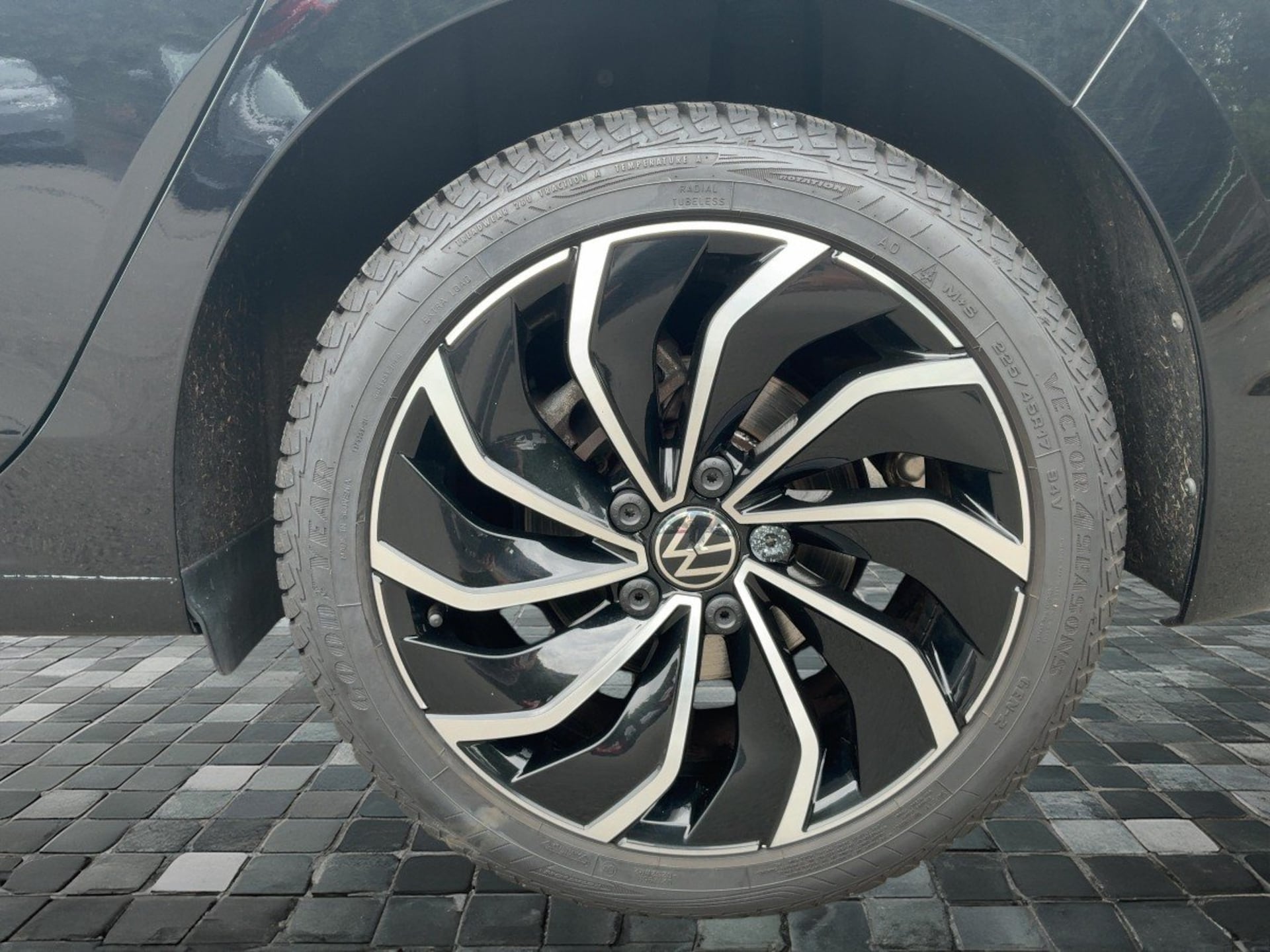 Volkswagen Golf Active