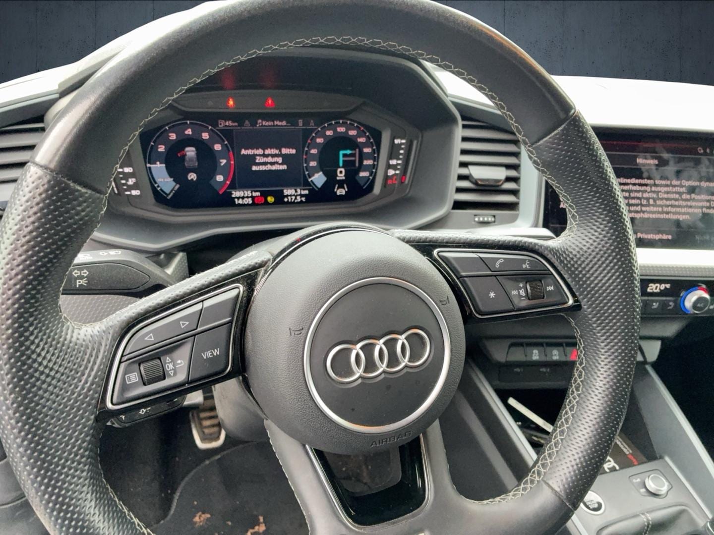 Bild über Audi A1 allstreet 25 TFSI Schaltgetriebe - für weitere Informationen kontaktieren Sie den Audi Partner