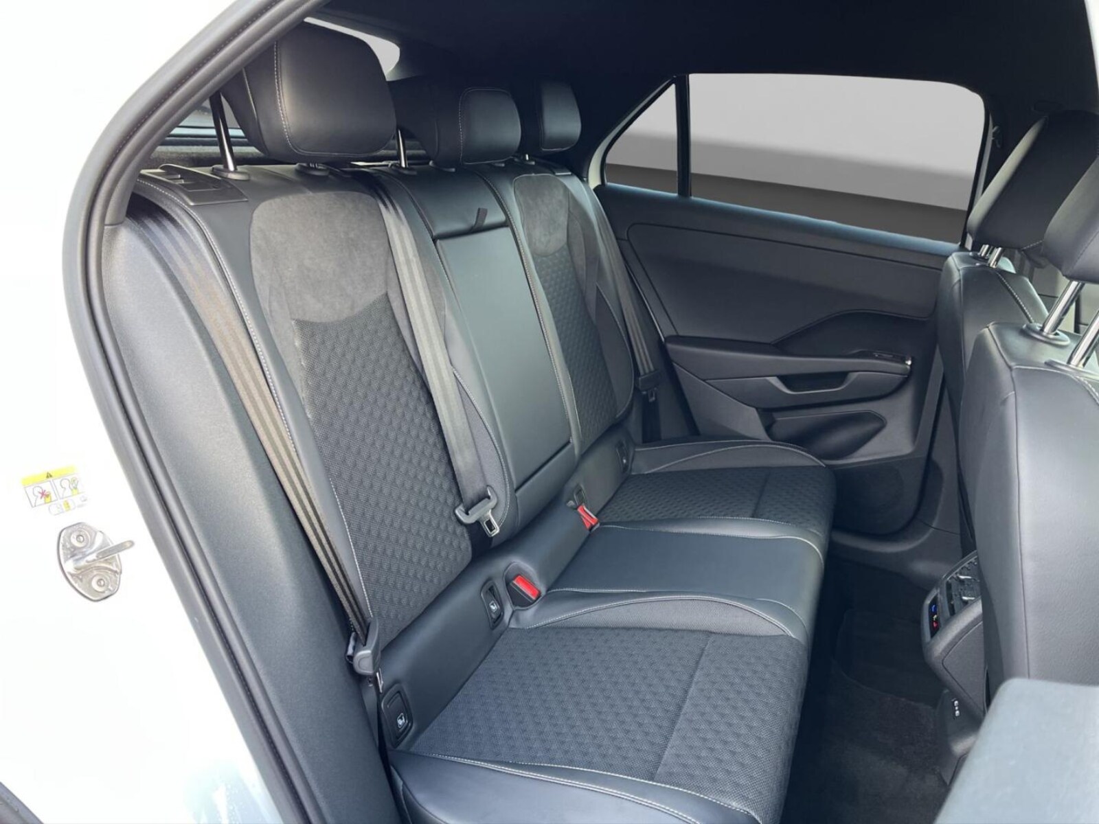 Volkswagen T-Roc – Bild 21