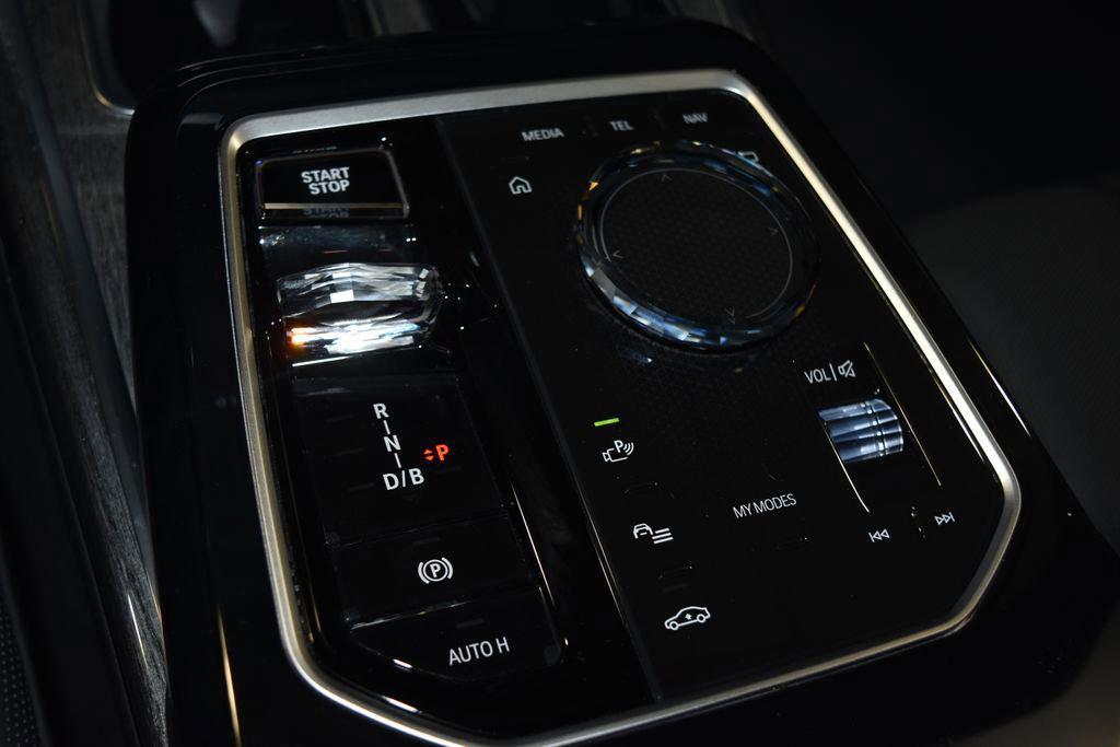 2024 BMW i7 Base - Photo 12