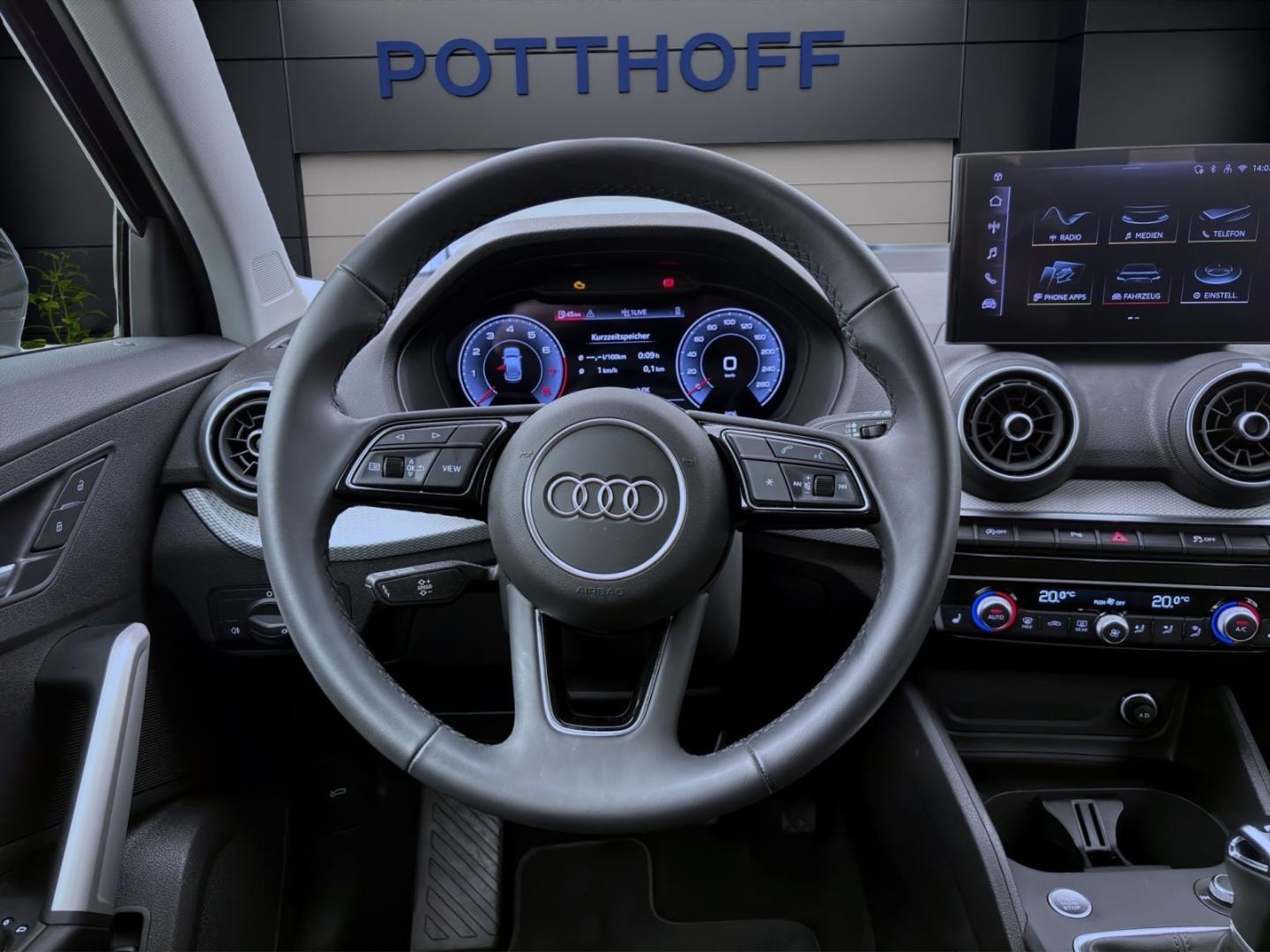 Bild über Audi Q2 30 TFSI Schaltgetriebe - für weitere Informationen kontaktieren Sie den Audi Partner