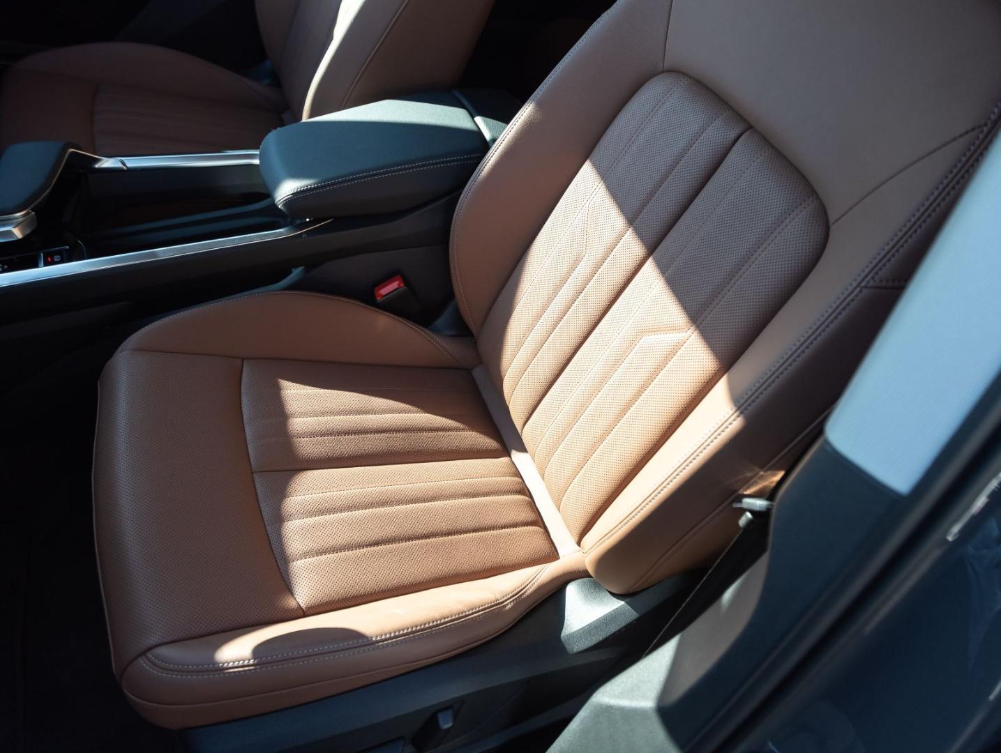 Image about Audi Q8 e-tron S line 50 e-tron quattro