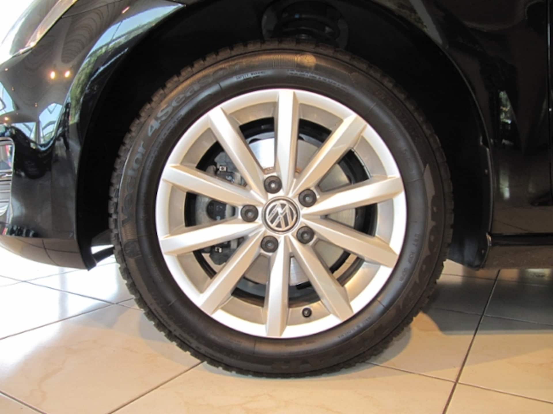 Volkswagen Golf Variant LOUNGE