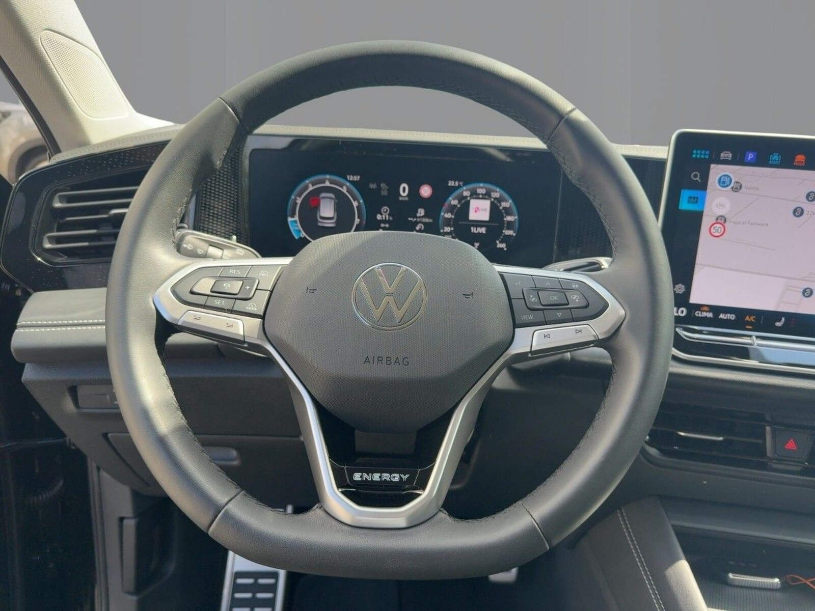 Volkswagen Tiguan – Bild 12