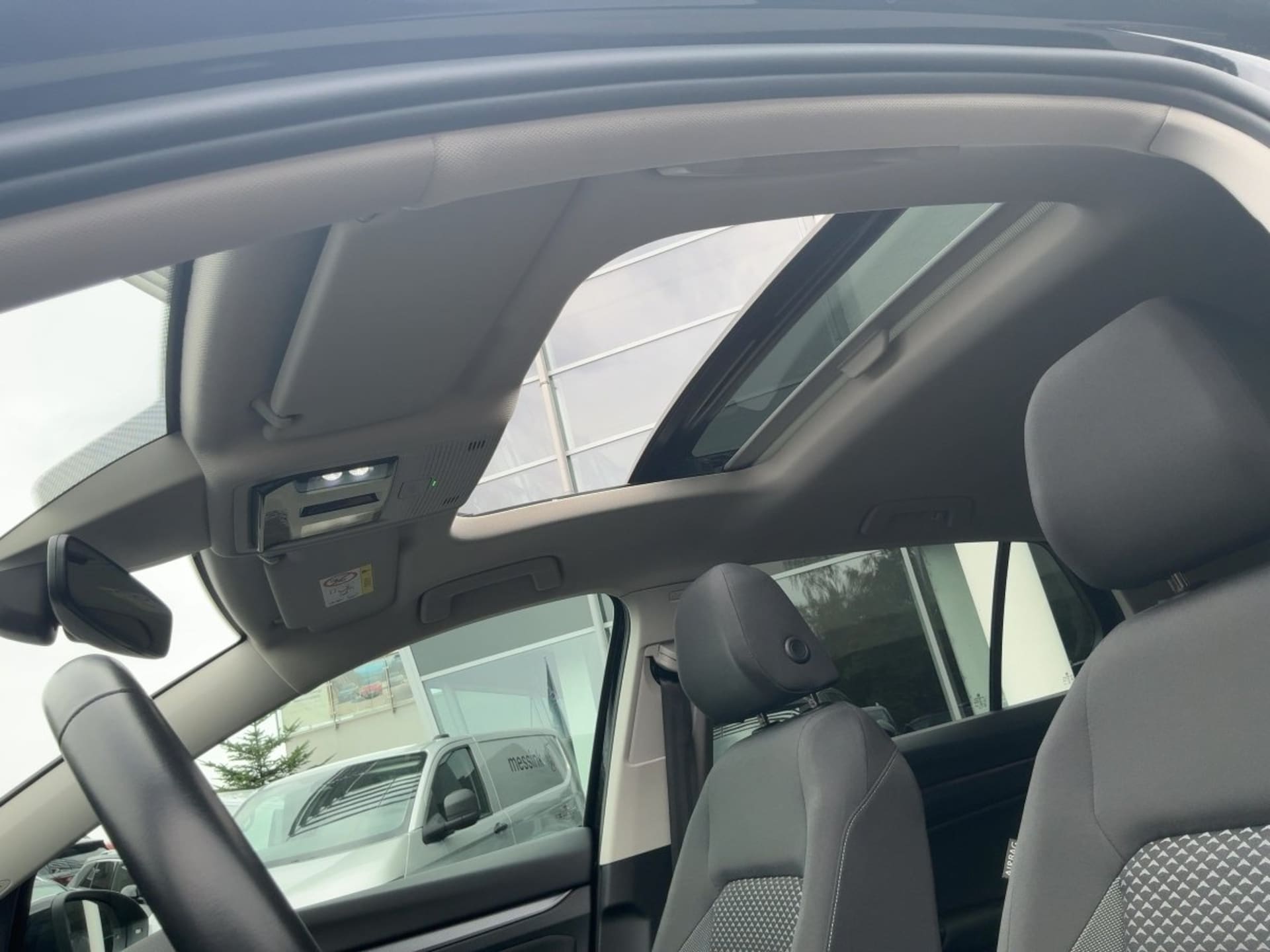 Volkswagen Golf Active