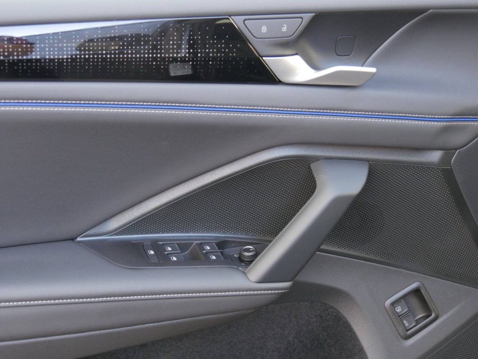 Volkswagen Tiguan – Bild 12