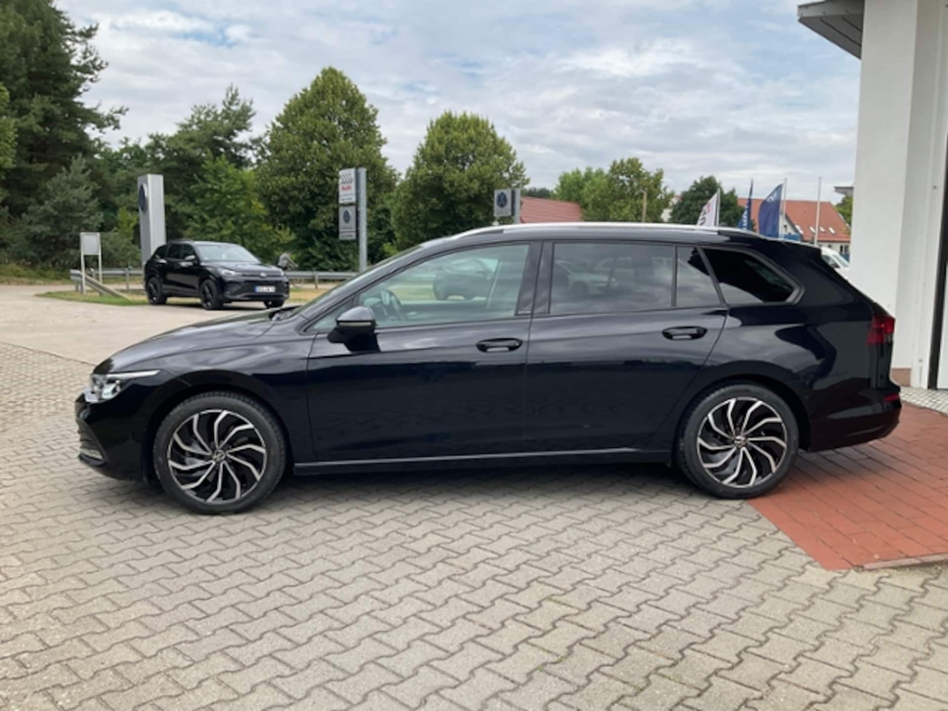 Volkswagen Golf Variant Active
