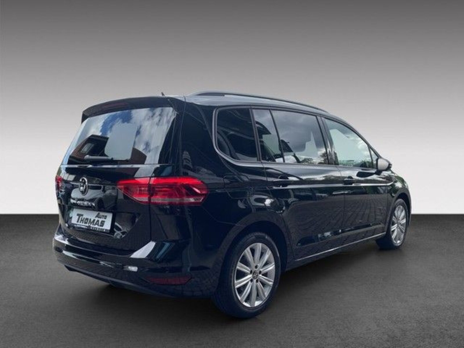 Volkswagen Touran – Bild 8