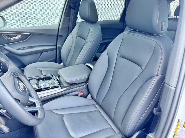 2025 Audi Q7 Premium - Photo 10
