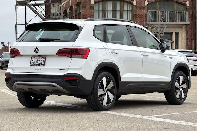 2023 Volkswagen Taos