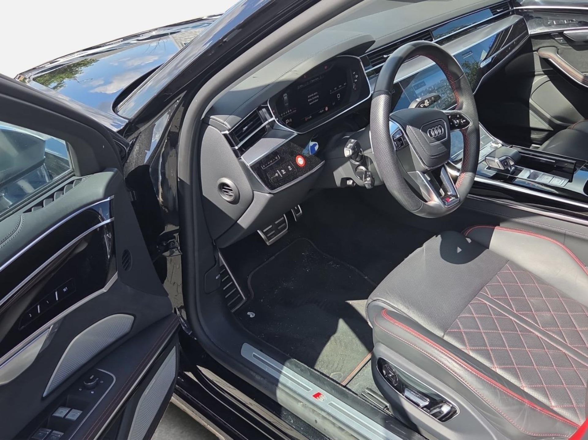 Audi S8