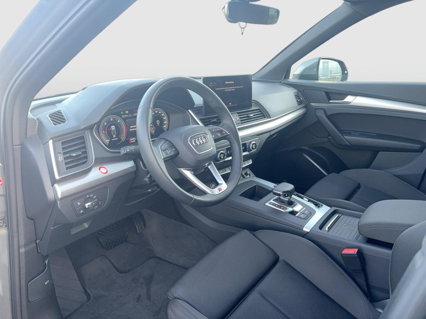 Bild über Audi Q5 40 TDI quattro S tronic - für weitere Informationen kontaktieren Sie den Audi Partner