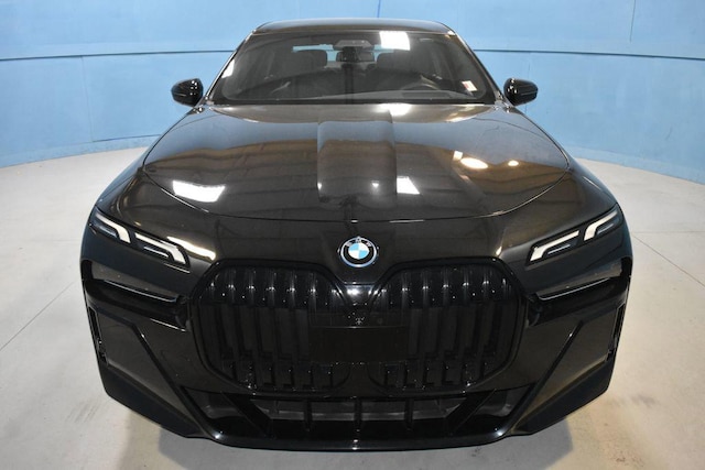 2024 BMW i7 Base - Photo 17
