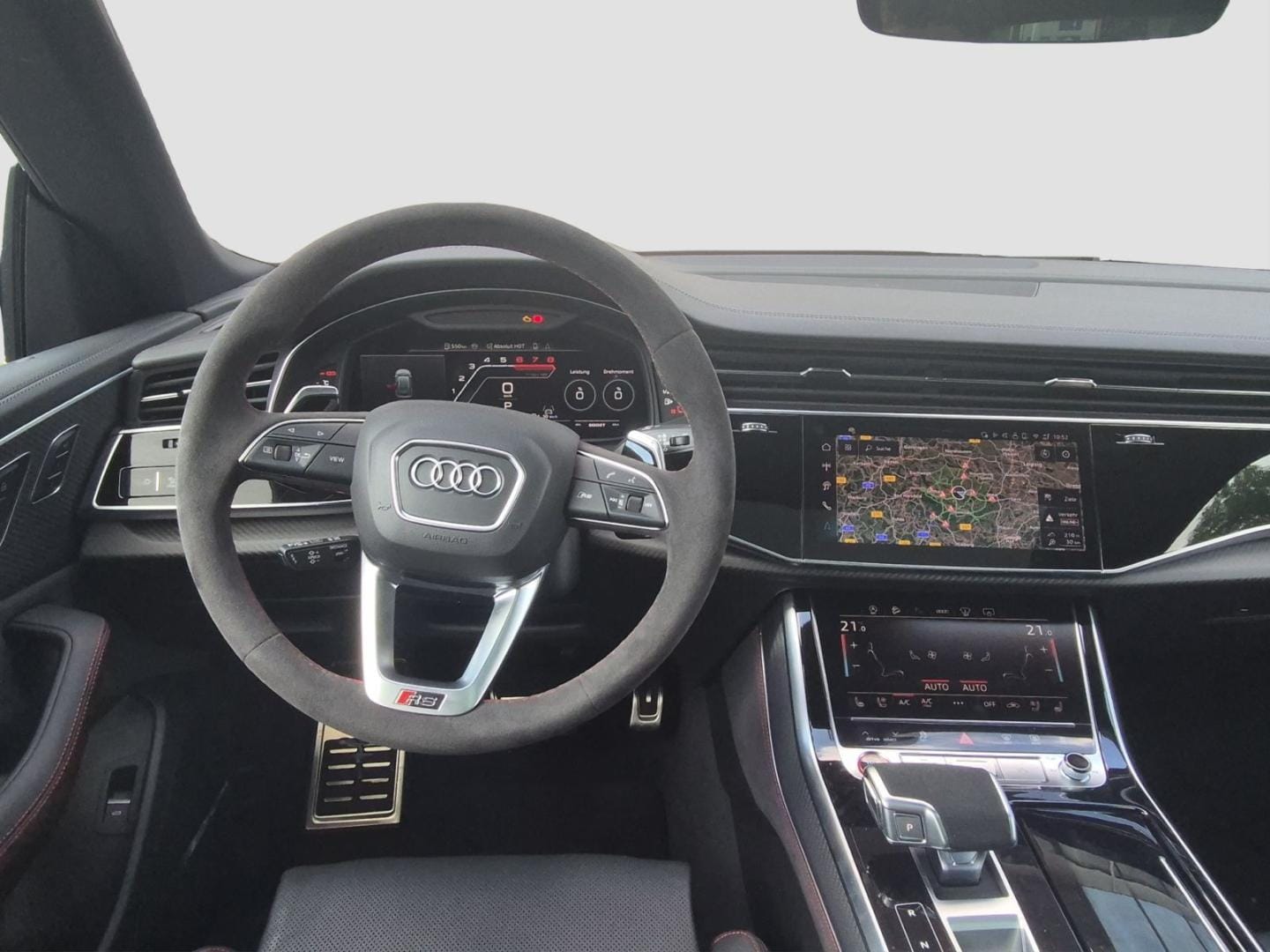 Bild über Audi RS Q8 SUV TFSI quattro 471 kW tiptronic - für weitere Informationen kontaktieren Sie den Audi Partner