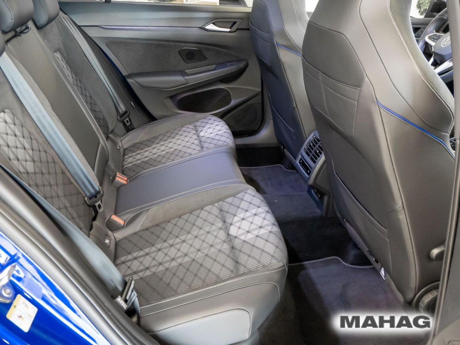 Volkswagen Golf Variant – Bild 16