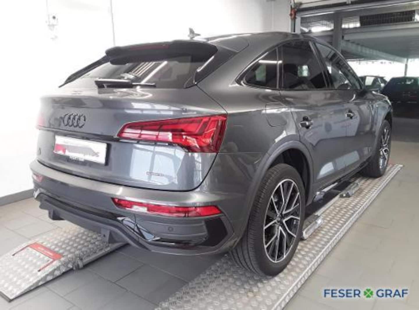 Bild über Audi Q5 Sportback 40 TFSI quattro S tronic - für weitere Informationen kontaktieren Sie den Audi Partner