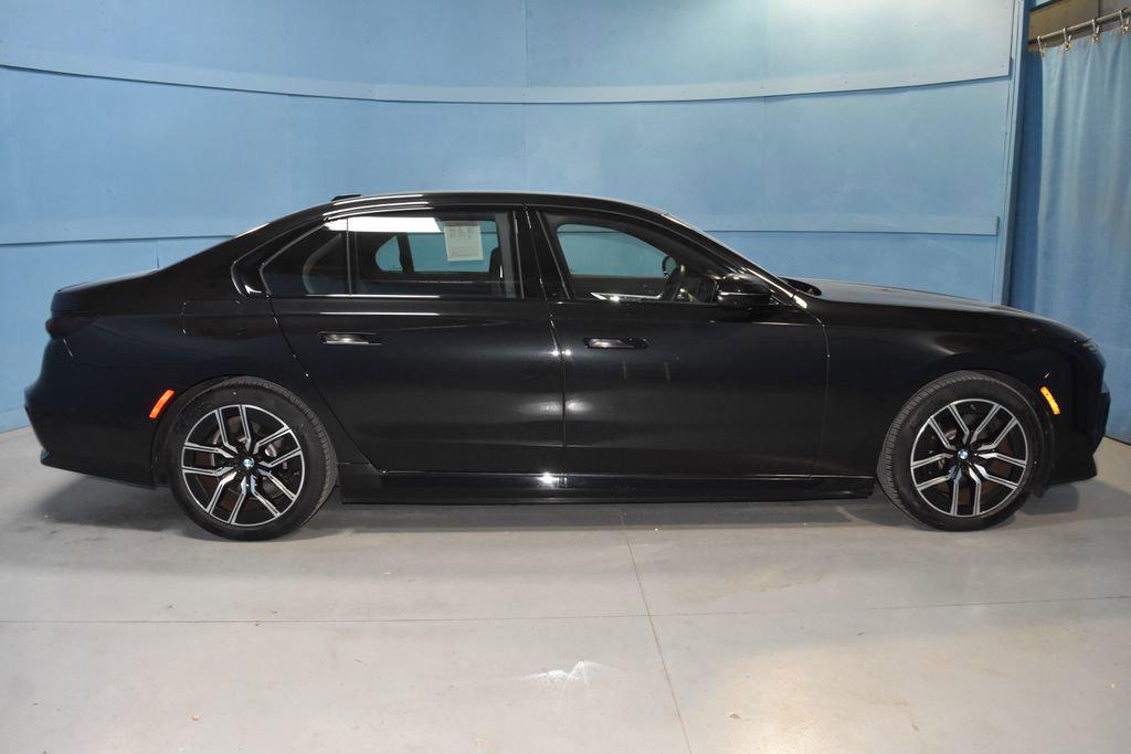 2024 BMW i7 Base - Photo 16