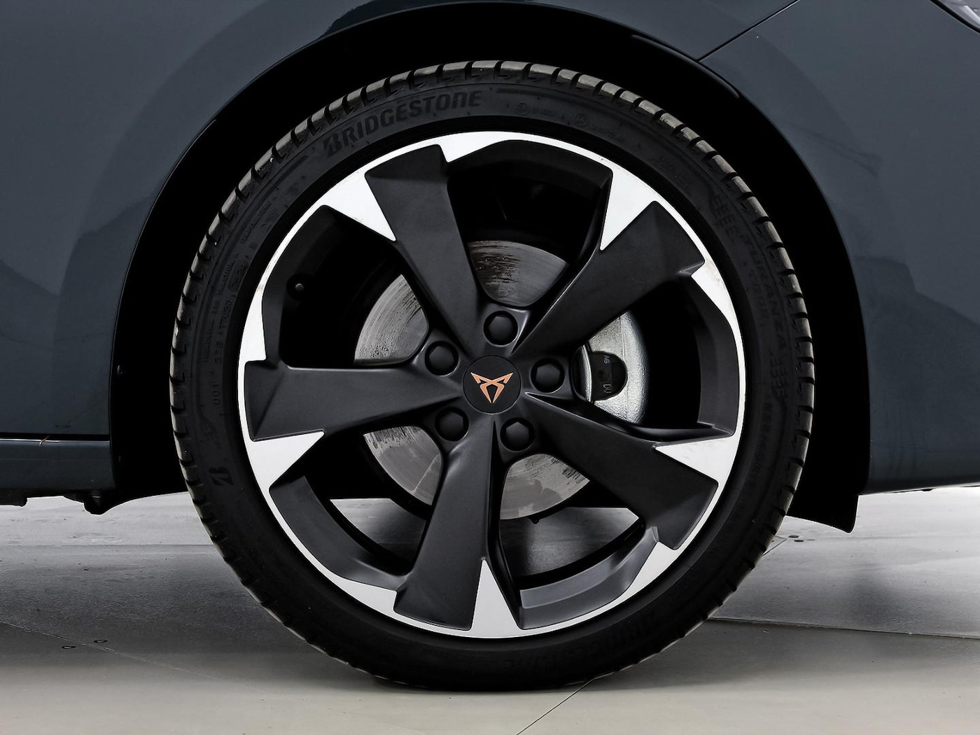 CUPRA Leon Sportstourer 1.5 eTSI DSG 110 kW (150 CV) — photo 9