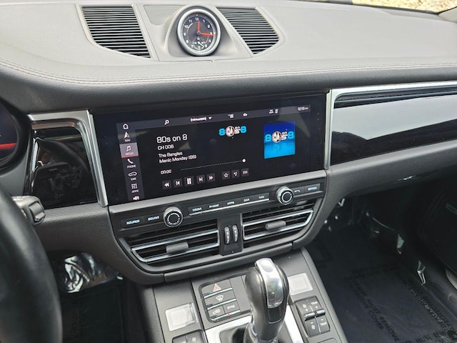 2020 Porsche Macan S - Photo 45