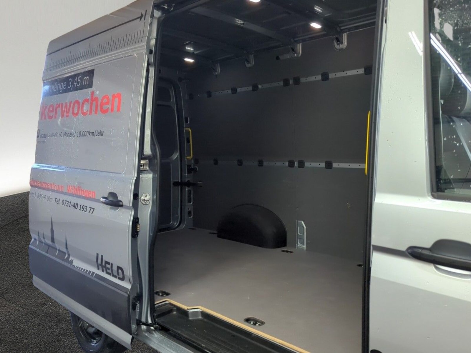 Volkswagen Crafter Kasten mittlerer Radstand – Bild 9