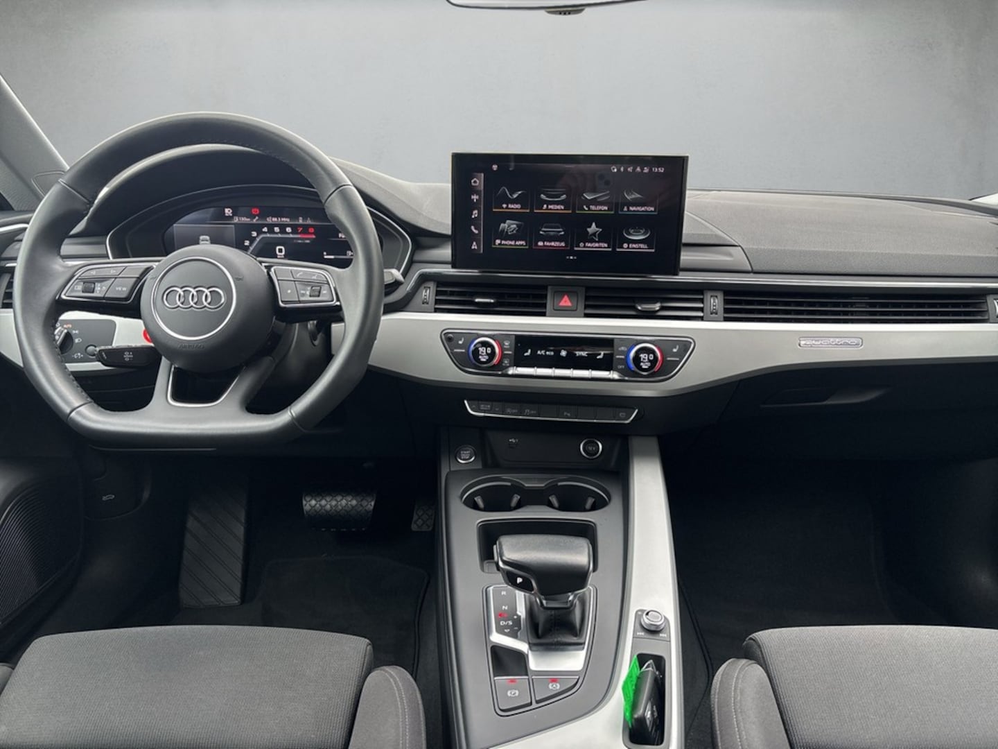 Bild über Audi A5 Sportback S line business 45 TFSI quattro S tronic - für weitere Informationen kontaktieren Sie den Audi Partner