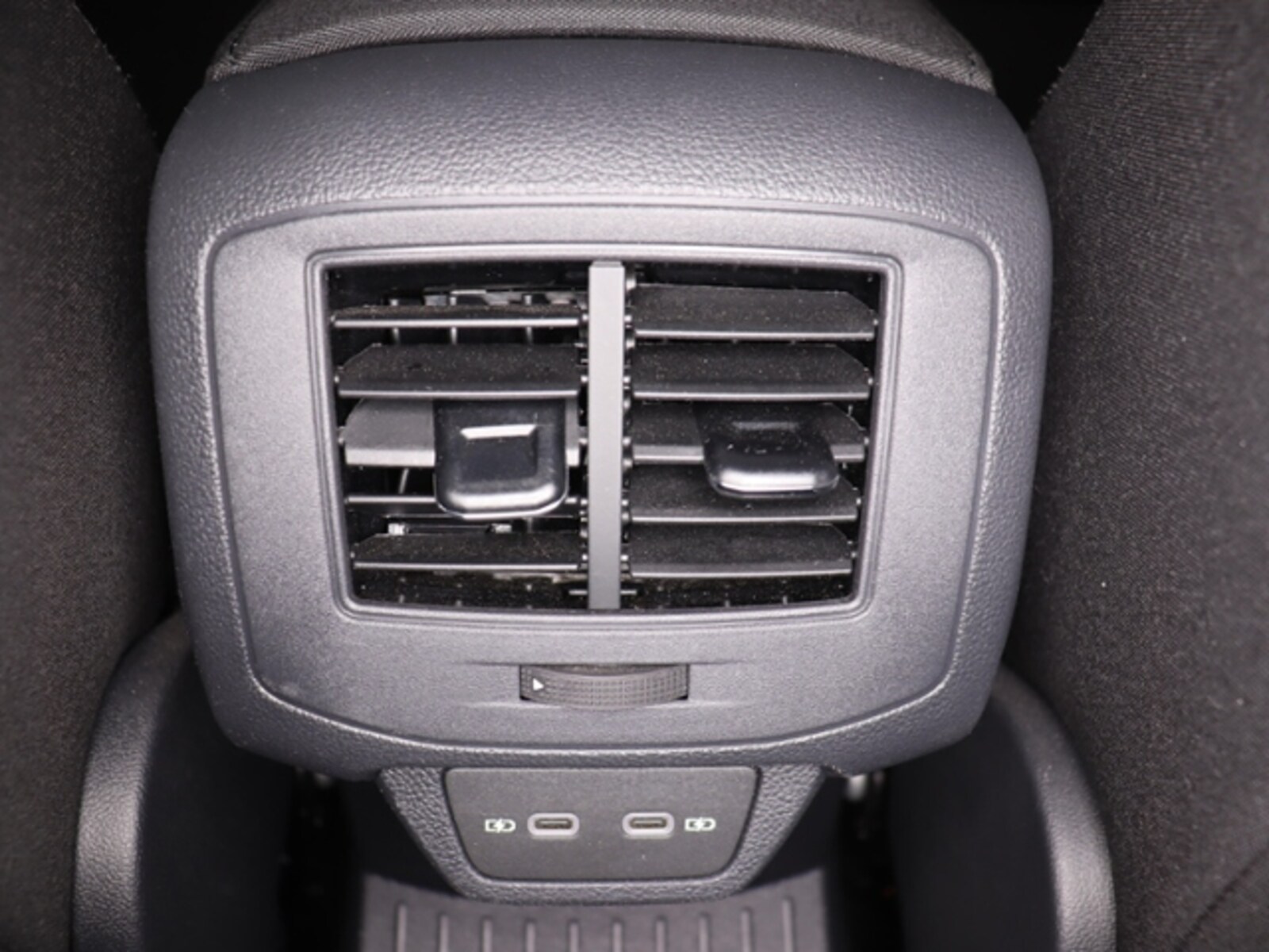 Volkswagen T-Roc – Bild 15