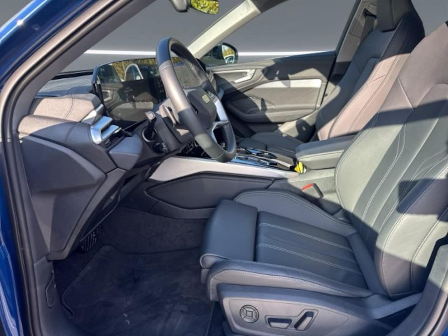 Bild über Audi A5 Avant TDI 150 kW S tronic - für weitere Informationen kontaktieren Sie den Audi Partner