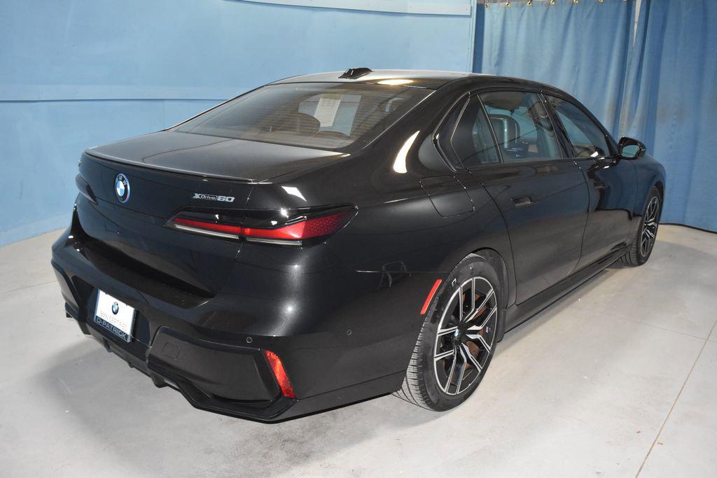 2024 BMW i7 Base - Photo 19