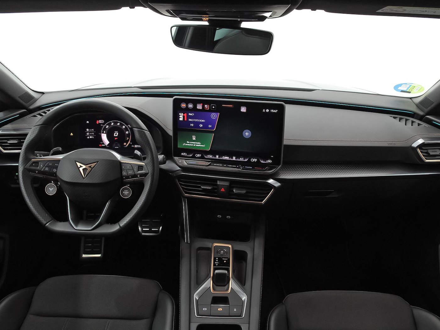 CUPRA Leon Sportstourer 1.5 eTSI DSG 110 kW (150 CV) — photo 5