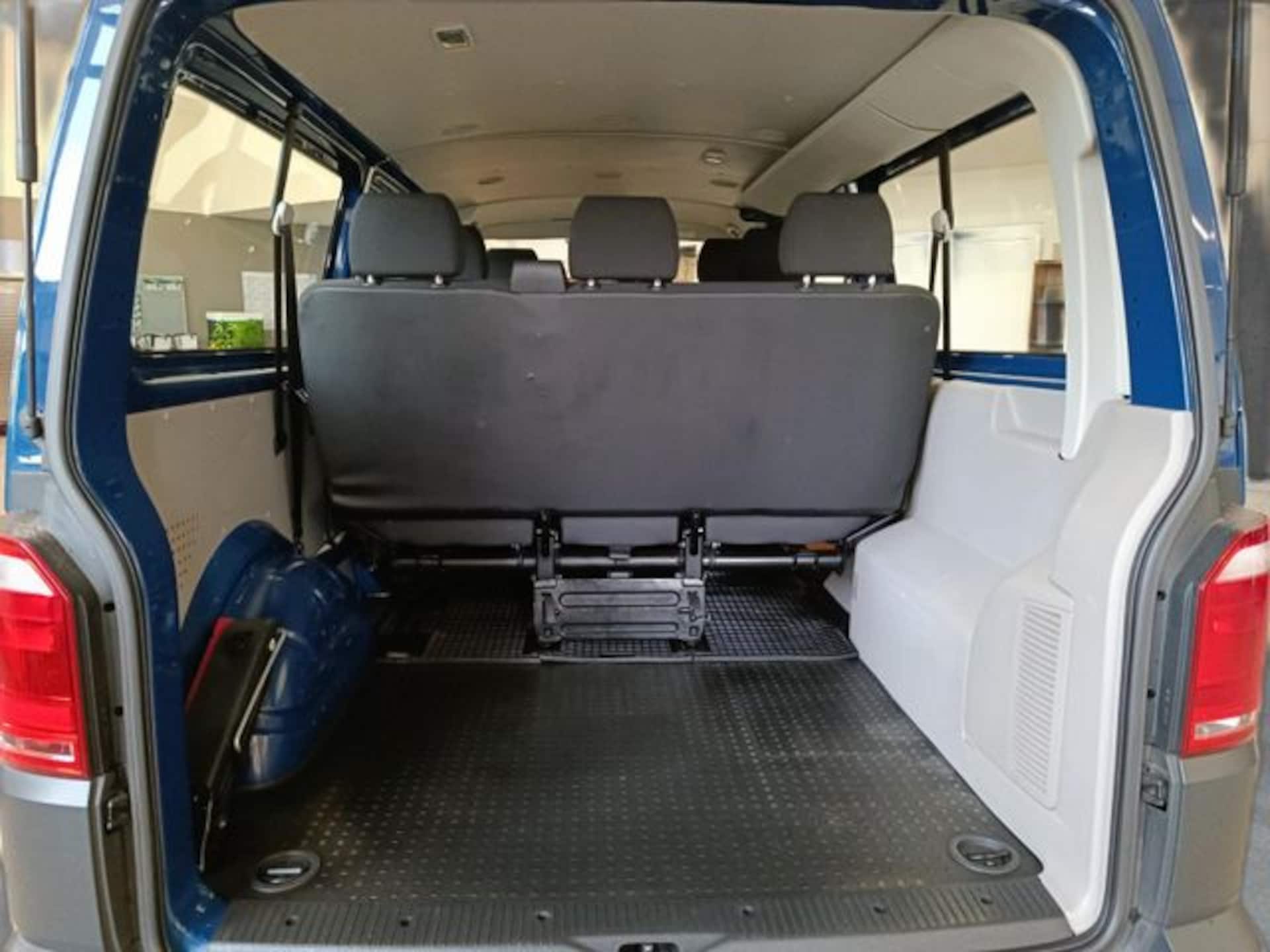 Volkswagen T6 Transporter Kombi langer Radstand