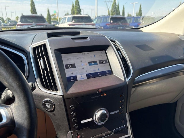 2020 Ford Edge