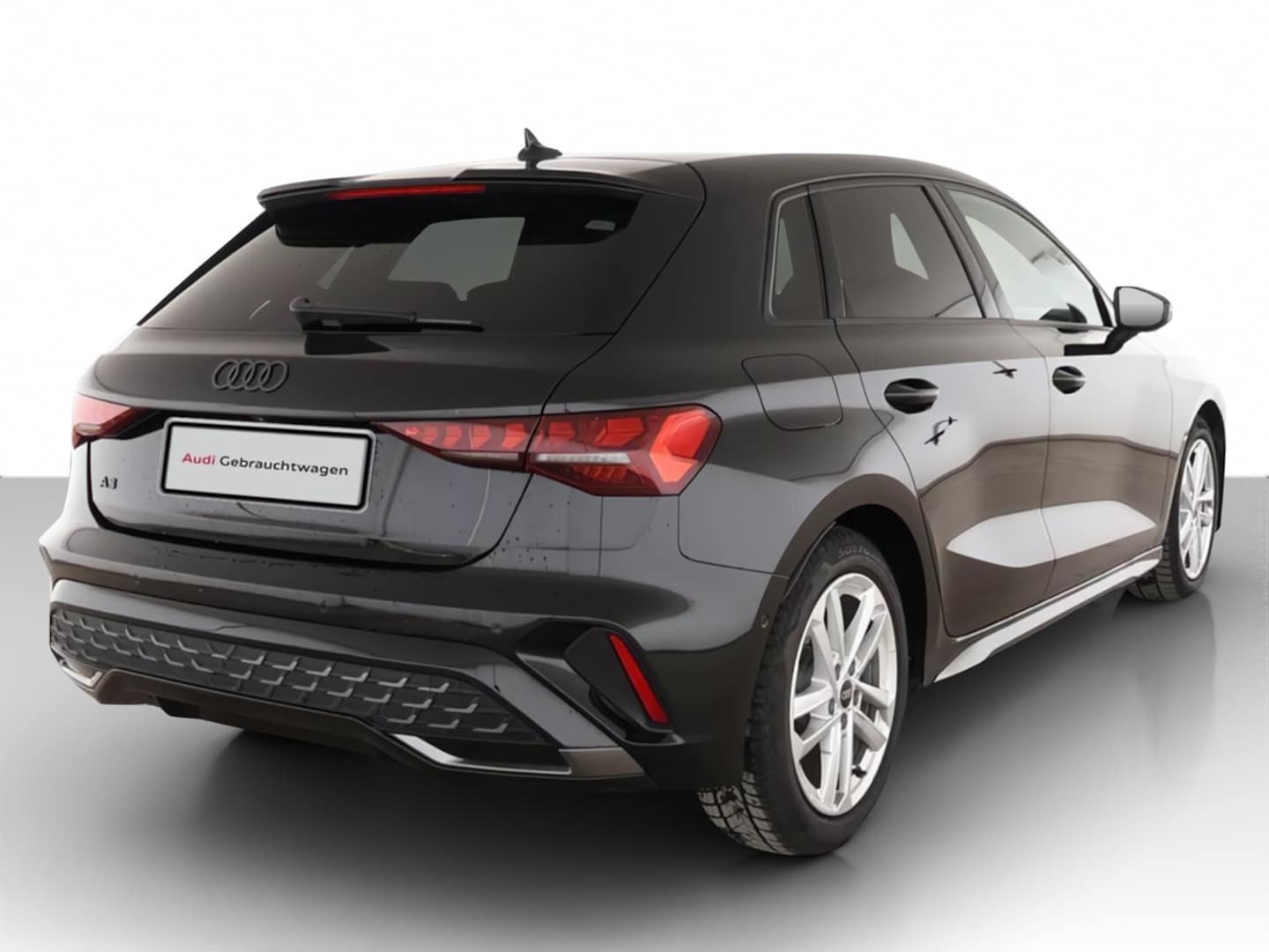 Bild über Audi A3 Sportback S line TFSI 110 kW S tronic - für weitere Informationen kontaktieren Sie den Audi Partner