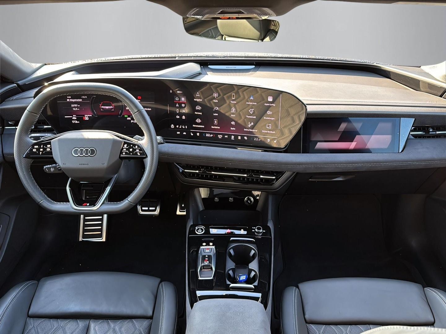 Bild über Audi A6 Avant e-tron e-tron quattro - für weitere Informationen kontaktieren Sie den Audi Partner