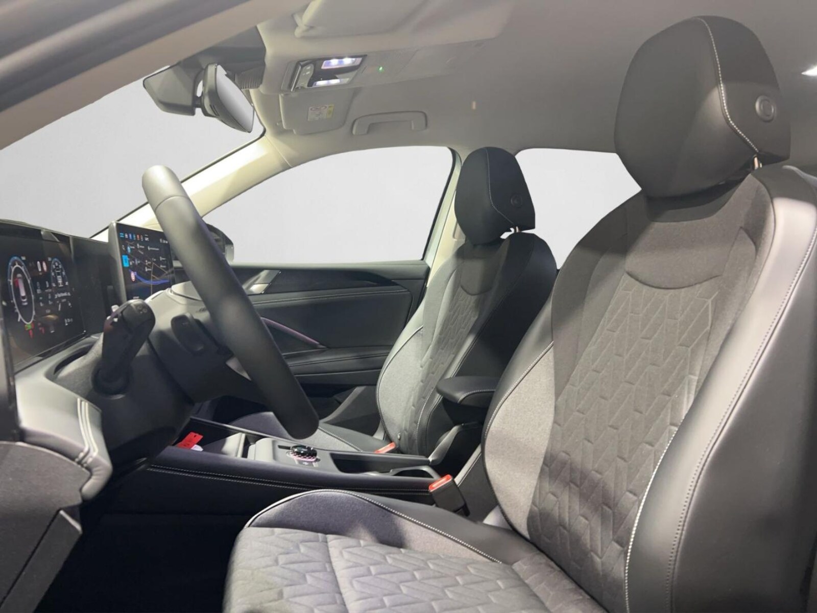 Volkswagen Tiguan – Bild 12