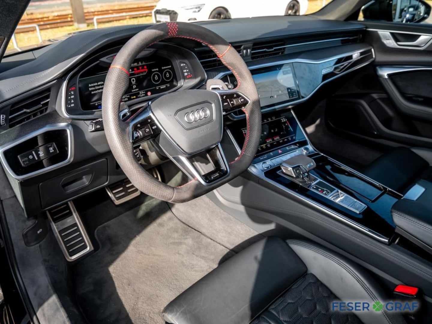 Bild über Audi RS 6 Avant performance TFSI quattro tiptronic - für weitere Informationen kontaktieren Sie den Audi Partner
