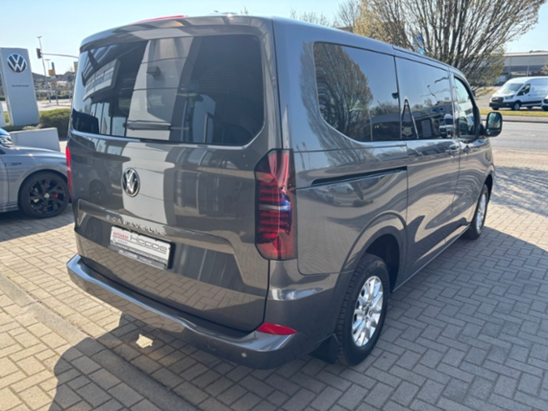 Volkswagen e-Caravelle Life