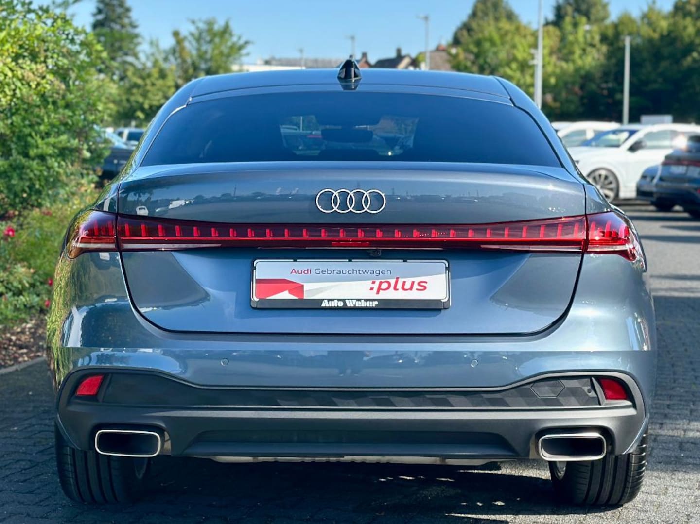 Bild über Audi A5 Limousine TFSI S tronic - für weitere Informationen kontaktieren Sie den Audi Partner